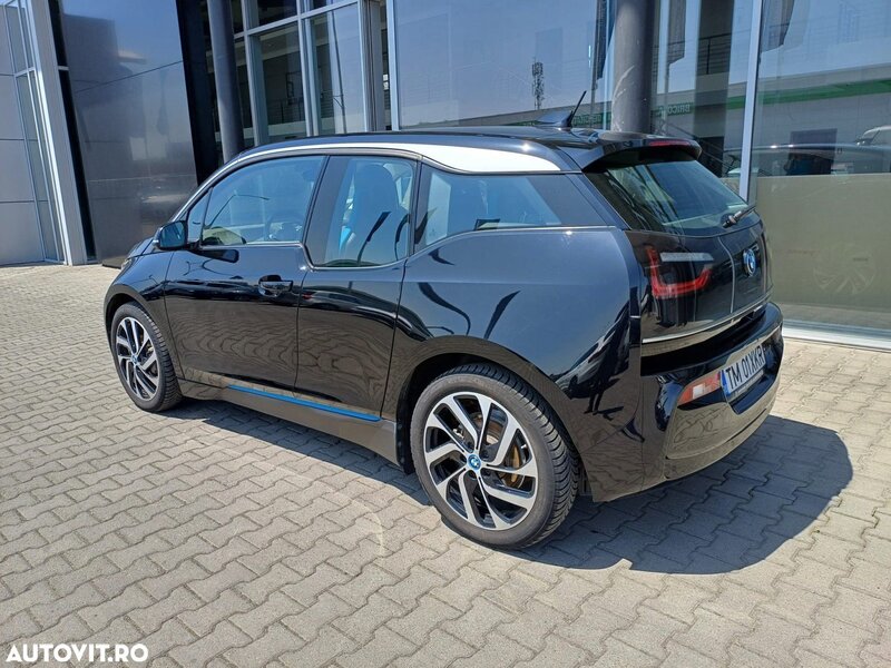 BMW I3